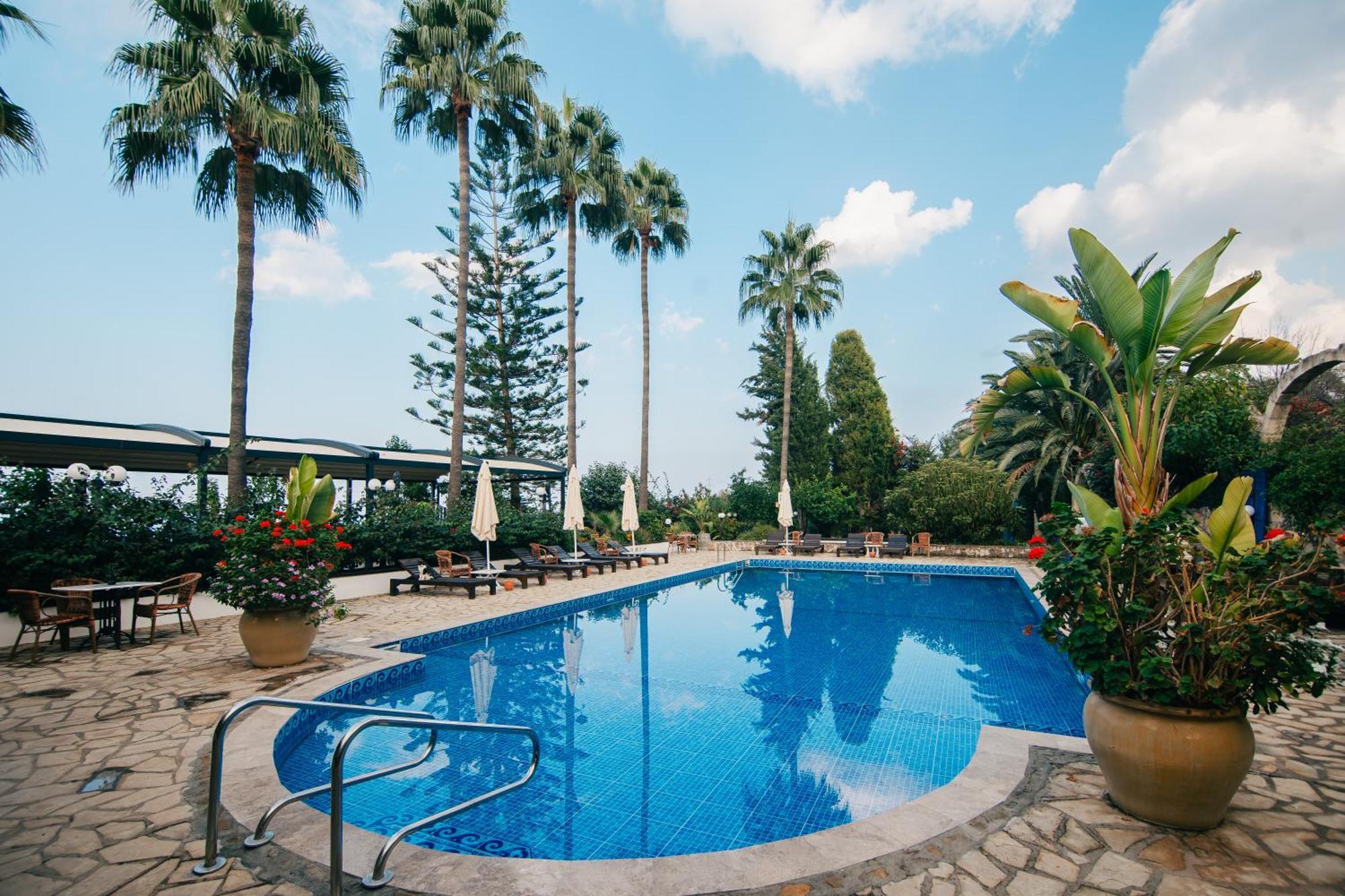 Bellapais Gardens Hostel Εξωτερικό φωτογραφία