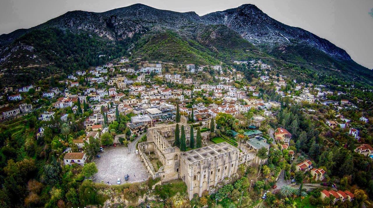 Bellapais Gardens Hostel Εξωτερικό φωτογραφία