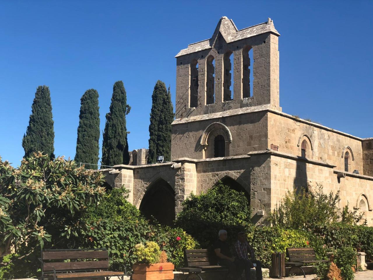 Bellapais Gardens Hostel Εξωτερικό φωτογραφία
